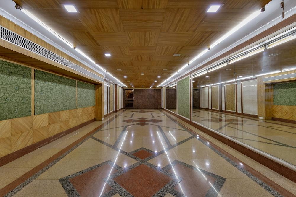 Hotel Ajanta Мумбаи Экстерьер фото