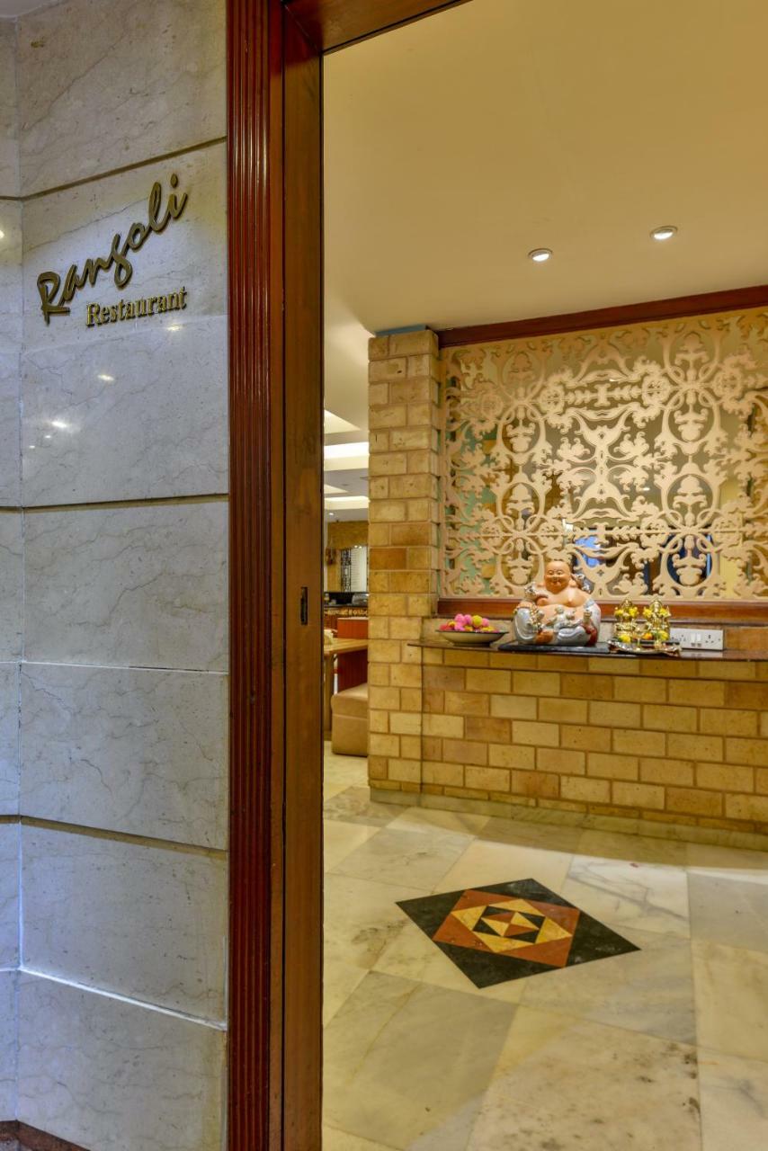 Hotel Ajanta Мумбаи Экстерьер фото