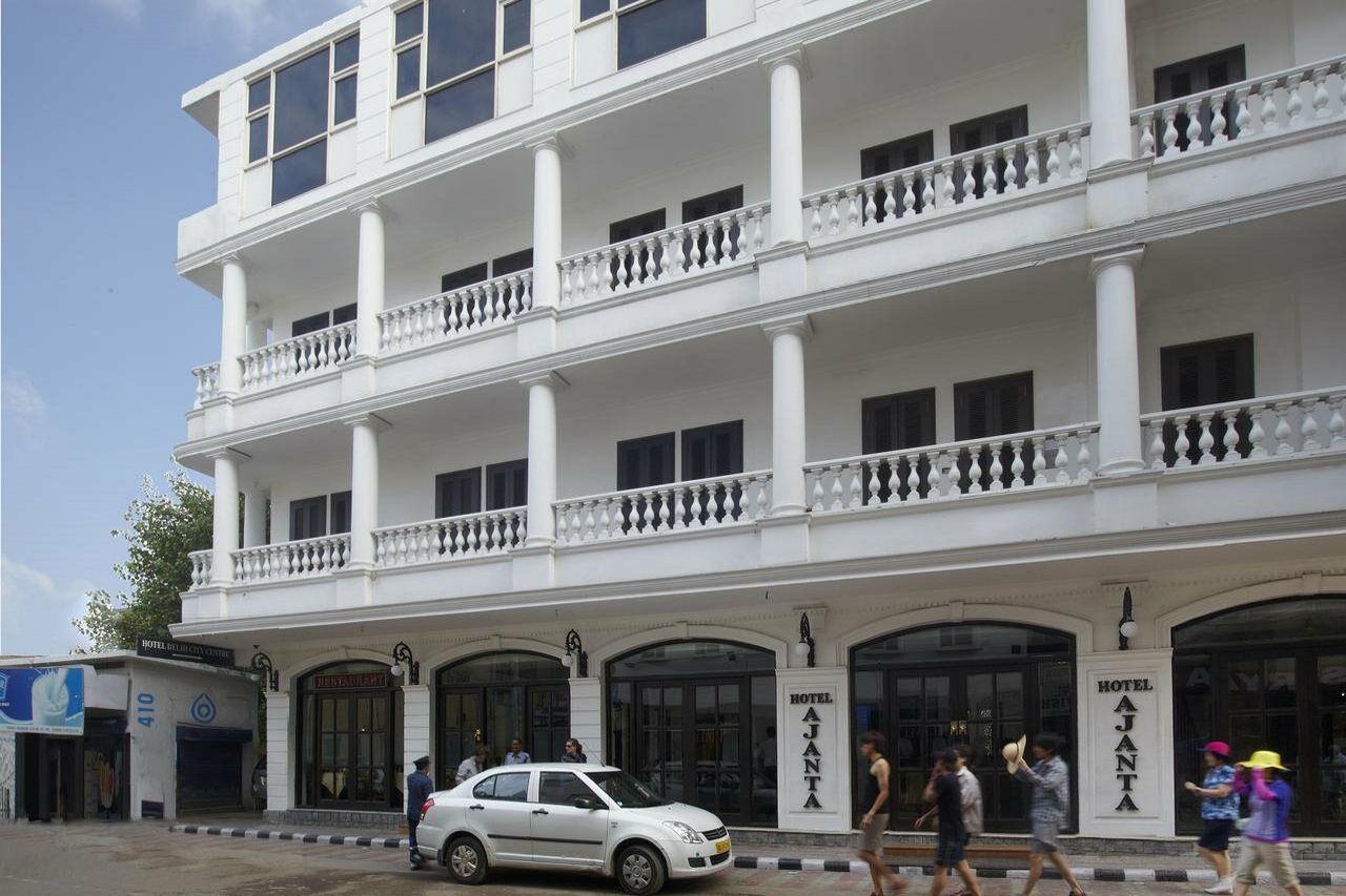 Hotel Ajanta Мумбаи Экстерьер фото