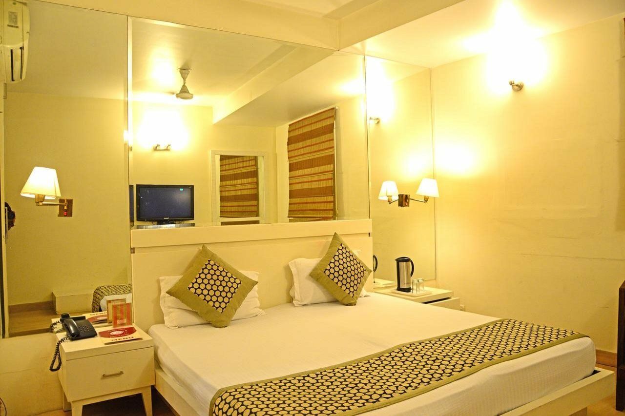 Hotel Ajanta Мумбаи Экстерьер фото